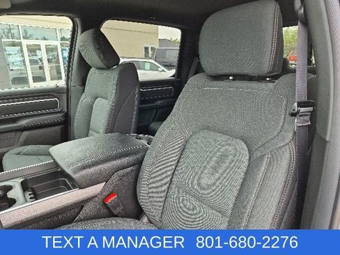 New 2026 RAM 1500 4x4 Crew Cab image 17