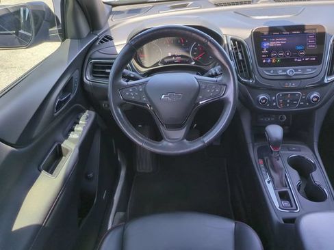 Used 2022 Chevrolet Equinox RS w/ RS Leather Package FWD image 18