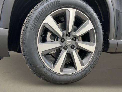 New 2025 Honda Pilot Elite image 12