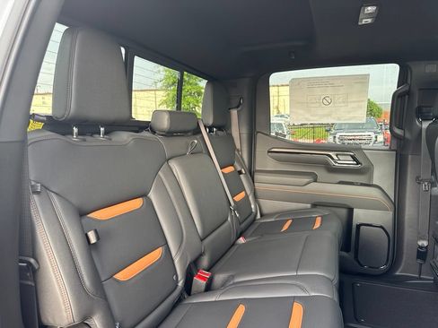 New 2026 GMC Sierra 1500 AT4 w/ AT4 Premium Package AWD/4WD image 28
