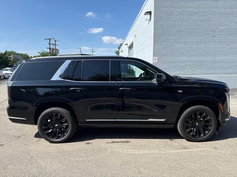 Used 2025 Cadillac Escalade Premium Luxury w/ Touring Package AWD/4WD image 5