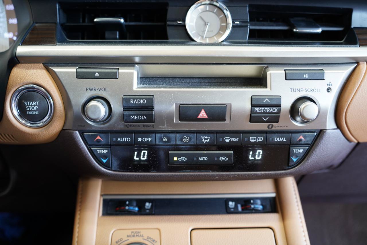 Used 2018 Lexus ES 350 w/ Premier Package FWD image 21