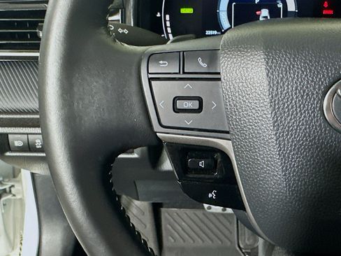 Used 2025 Toyota Camry SE w/ Multimedia Upgrade Package FWD image 16