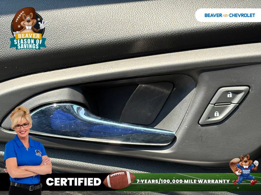 Used 2022 Chevrolet Malibu LT FWD image 35