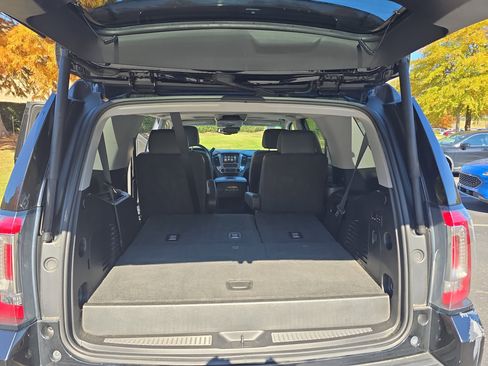 Used 2019 GMC Yukon SLT image 13