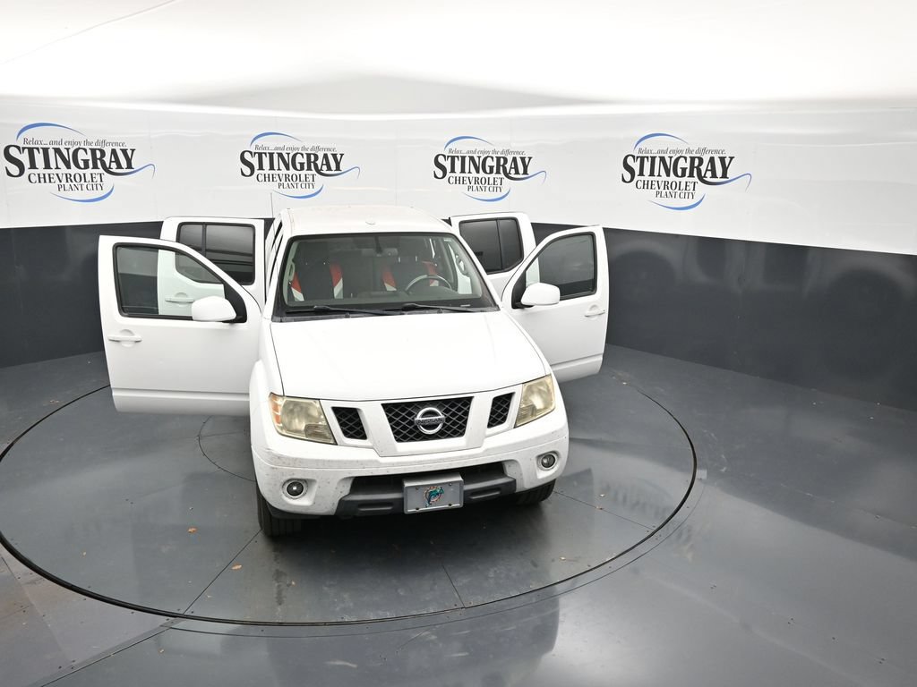 Used 2012 Nissan Frontier PRO-4X AWD/4WD image 34