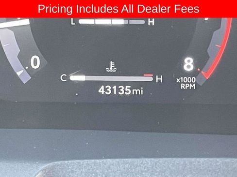 Used 2024 Toyota Tacoma TRD Off-Road AWD/4WD image 23