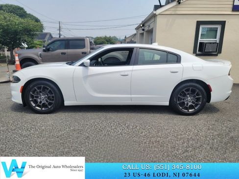 Used 2018 Dodge Charger GT AWD/4WD image 8