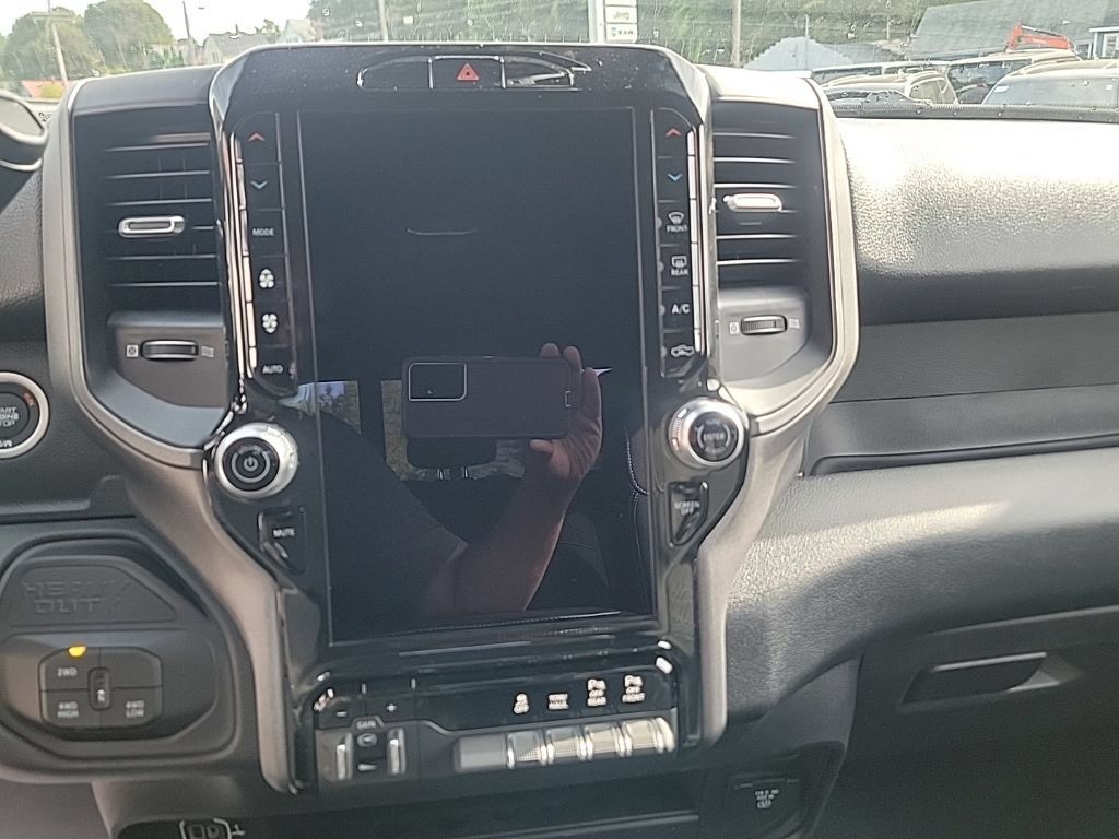 New 2027 RAM 2500 Tradesman AWD/4WD image 11