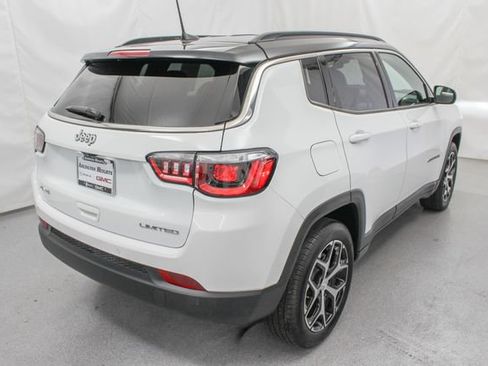 Used 2024 Jeep Compass Limited AWD/4WD image 13