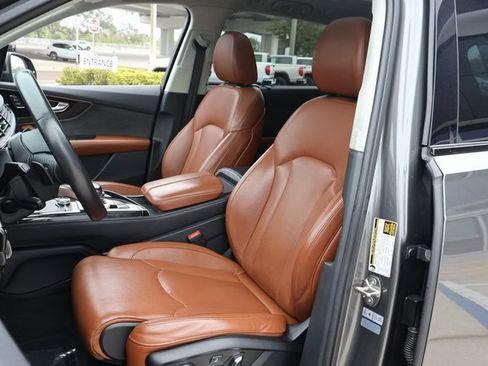 Used 2019 Audi Q7 3.0T Prestige image 10