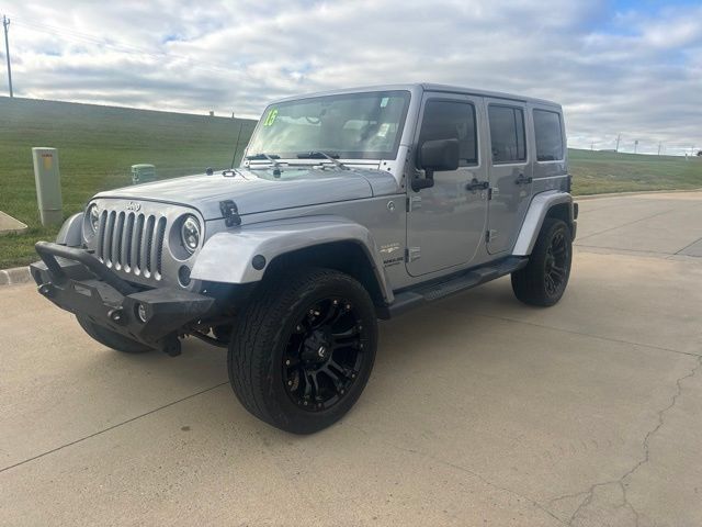 Used 2014 Jeep Wrangler Unlimited Sahara w/ Max Tow Package AWD/4WD image 7
