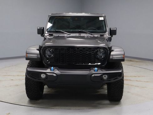 Used 2024 Jeep Wrangler Unlimited image 6