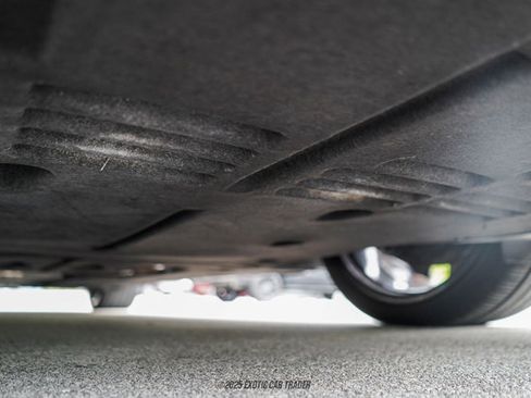 Used 2022 Bentley Flying Spur Plug-In Hybrid image 98