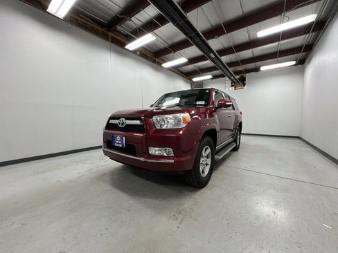 Used 2010 Toyota 4Runner 4WD image 4