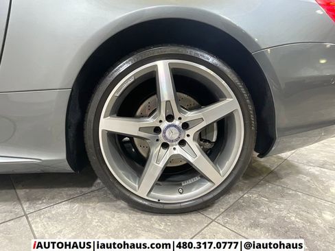 Used 2017 Mercedes-Benz SL 550 image 44