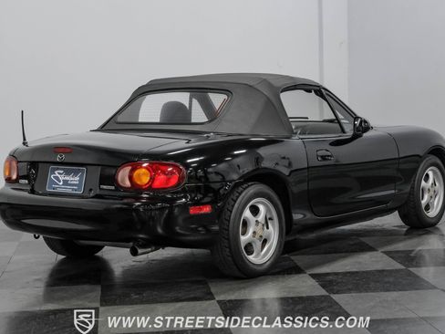 Used 1999 MAZDA MX-5 Miata image 24