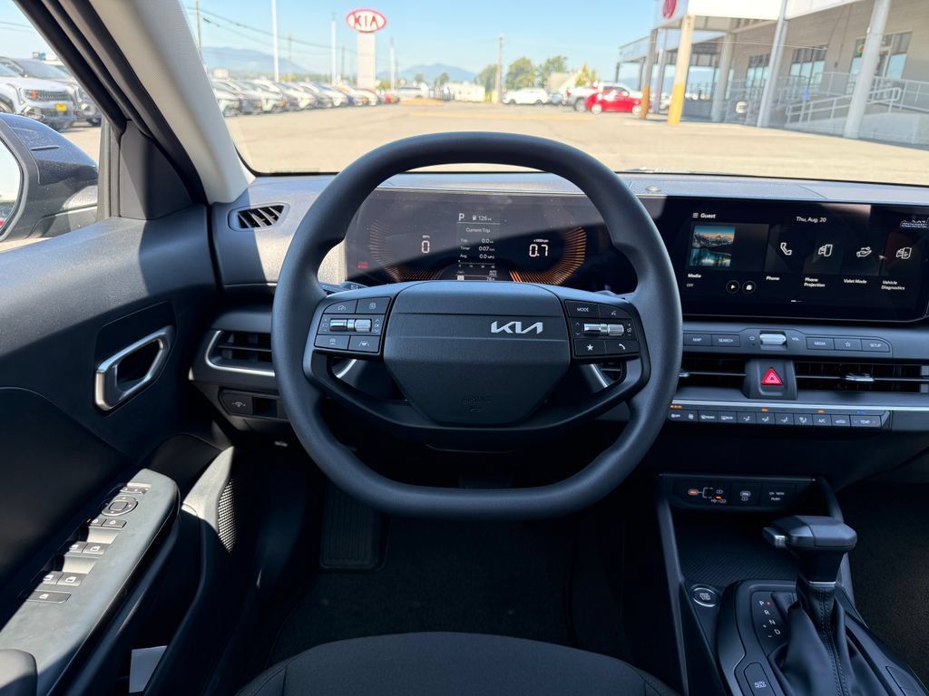 New 2026 Kia K4 FWD image 19