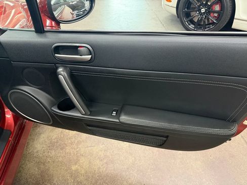 Used 2013 MAZDA MX-5 Miata Grand Touring w/ Premium Pkg RWD image 16