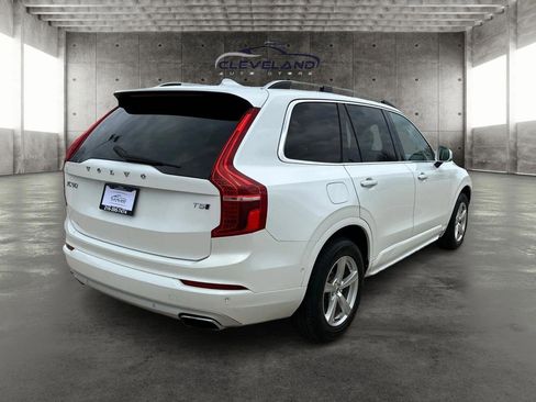 Used 2016 Volvo XC90 T5 Momentum AWD/4WD image 3