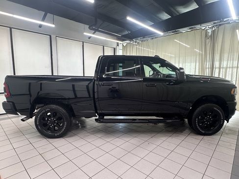 Used 2024 RAM 2500 Big Horn w/ Night Edition image 5