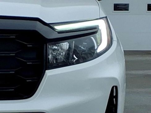 Used 2023 Honda Passport Elite image 5