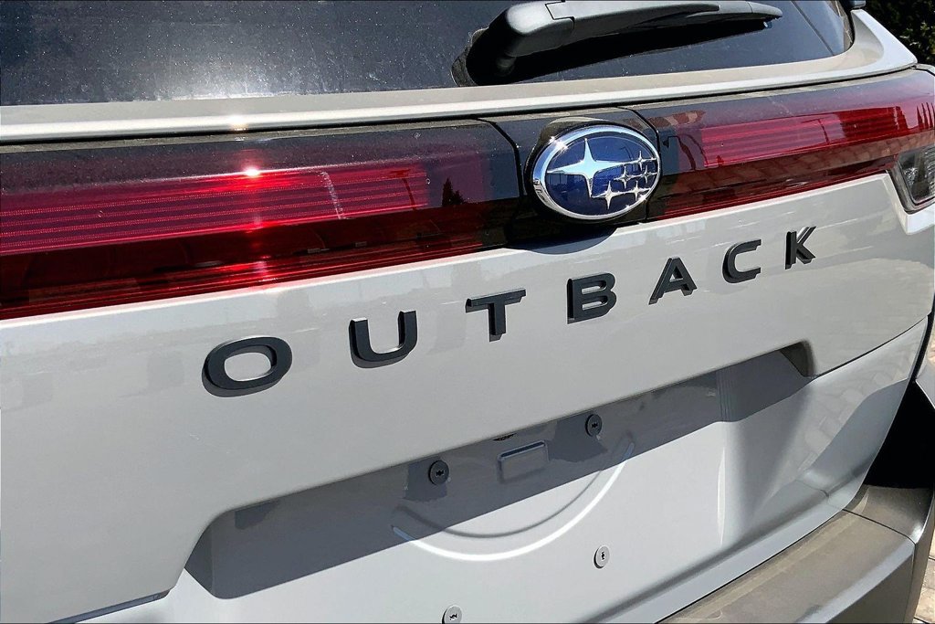 New 2026 Subaru Outback Touring XT AWD/4WD image 8