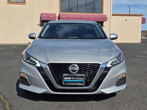 Used 2021 Nissan Altima 2.5 SV FWD image 6