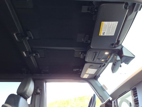 Used 2024 Ford Bronco Wildtrak AWD/4WD image 10
