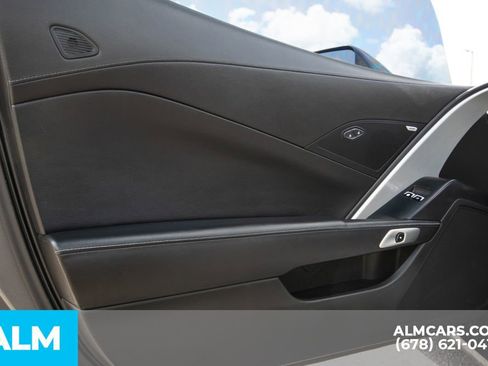 Used 2015 Chevrolet Corvette Stingray Coupe image 13