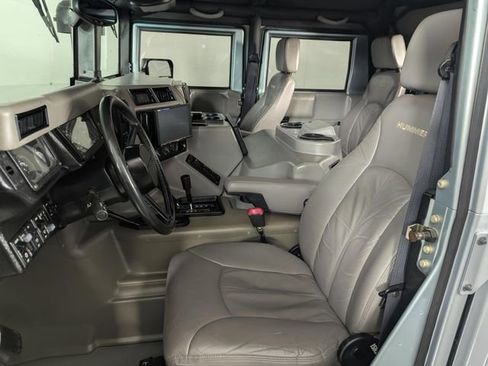 Used 2003 HUMMER H1 4-Door Open Top AWD/4WD image 17
