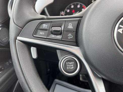 Used 2018 Alfa Romeo Stelvio Ti Sport image 25