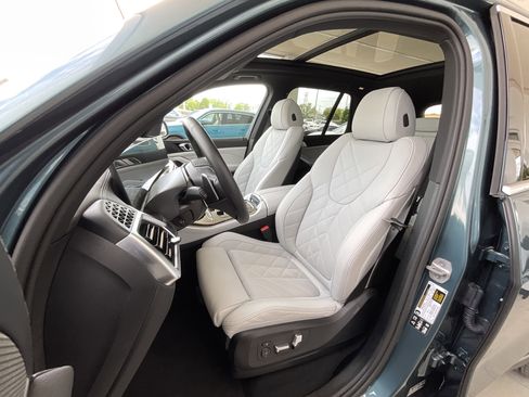 Used 2026 BMW X5 xDrive40i w/ Premium Package AWD/4WD image 11