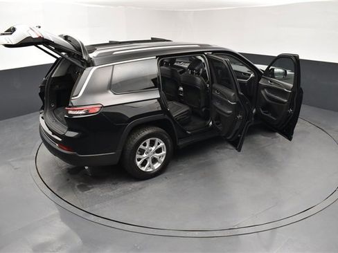 Used 2023 Jeep Grand Cherokee L Limited w/ Luxury Tech Group II image 29