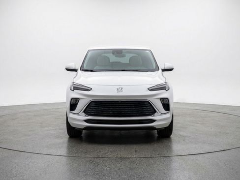 Used 2025 Buick Encore GX Preferred image 2