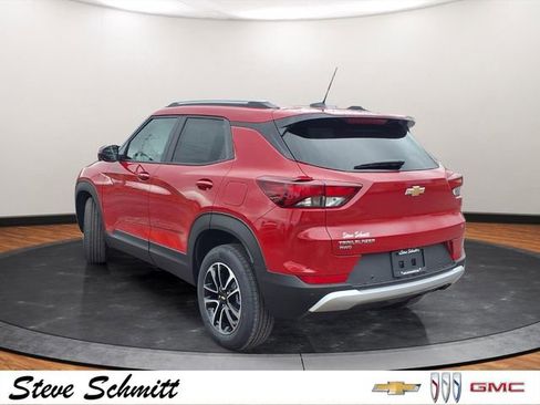 New 2026 Chevrolet TrailBlazer LT w/ Convenience Package image 3