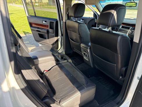Used 2009 Ford Flex Limited image 25