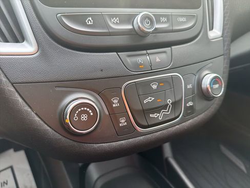 Used 2024 Chevrolet Malibu RS w/ LPO, Floor Liner Package image 30