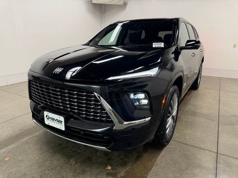 New 2026 Buick Enclave Avenir w/ Super Cruise Package image 5