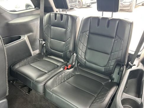 Used 2016 Ford Explorer Platinum AWD/4WD image 33