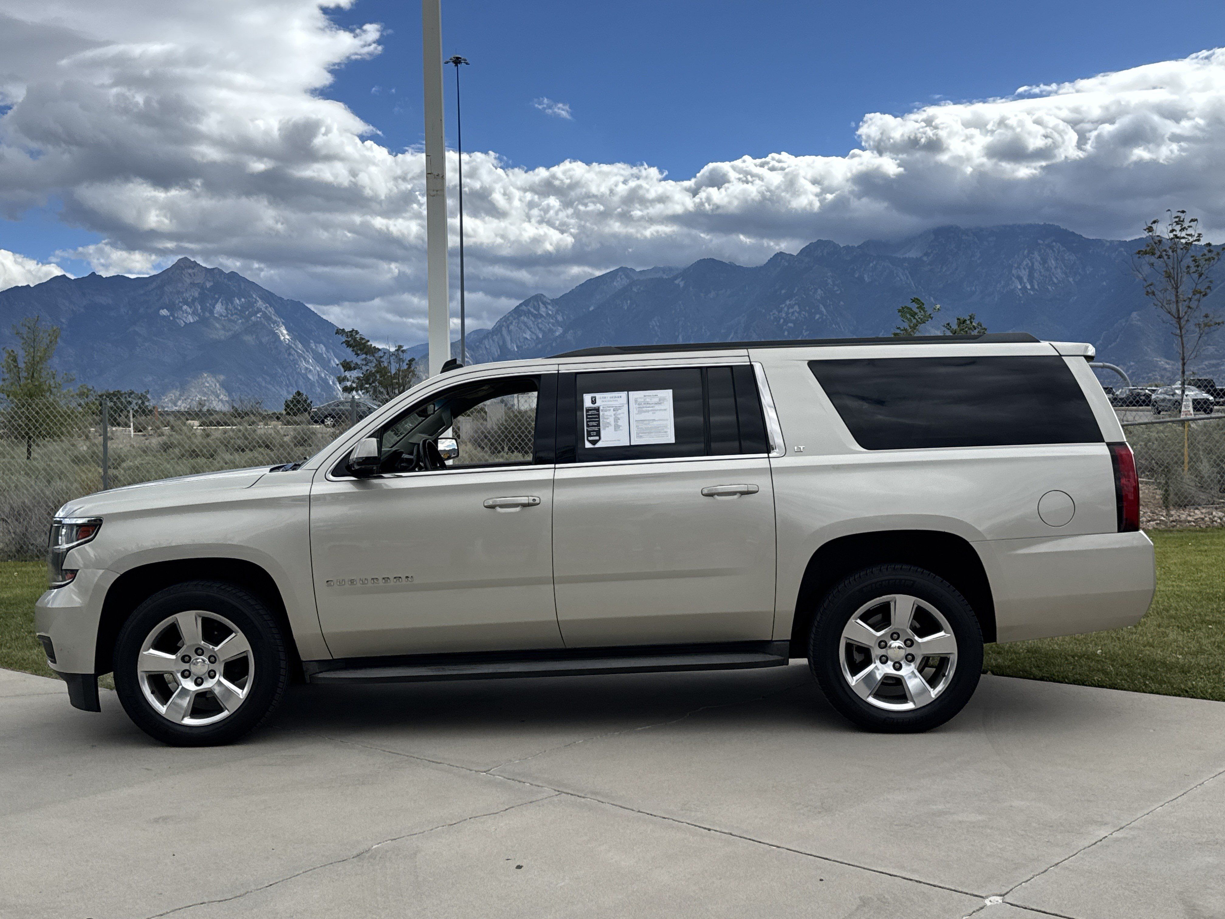 Used 2015 Chevrolet Suburban LT AWD/4WD image 2