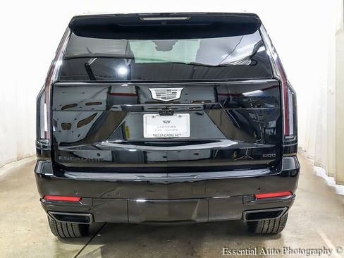 Certified 2025 Cadillac Escalade Sport w/ LPO, ONYX Package image 9