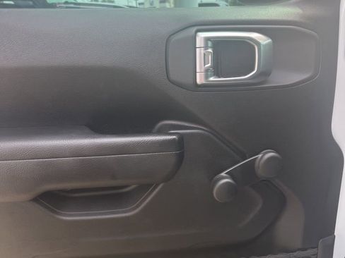 Used 2023 Jeep Wrangler Sport image 8