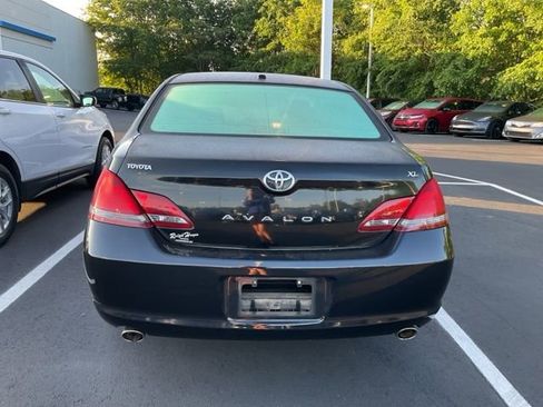 Used 2009 Toyota Avalon XL FWD image 6