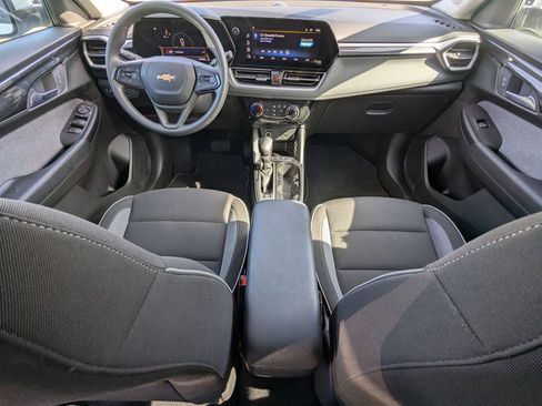 Used 2025 Chevrolet TrailBlazer LT image 26