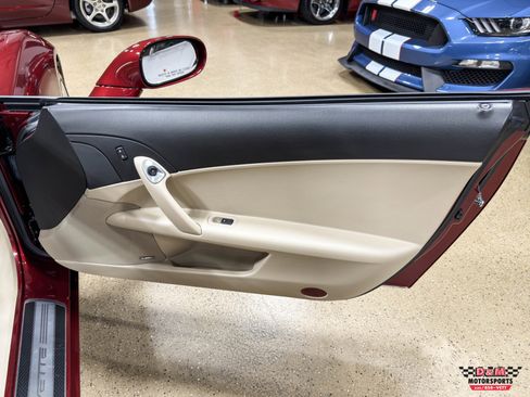 Used 2007 Chevrolet Corvette Convertible w/ Preferred Equipment Group image 29