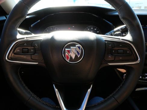 Used 2023 Buick Envision Preferred image 19