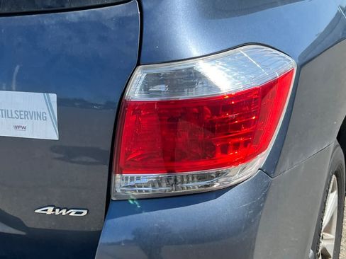 Used 2013 Toyota Highlander Plus w/ Protection Pkg image 18