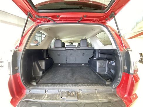 Certified 2024 Toyota 4Runner SR5 Premium image 26