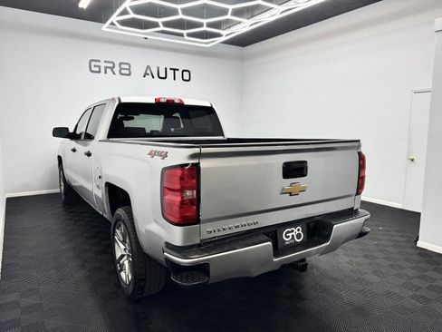 Used 2018 Chevrolet Silverado 1500 Custom w/ Custom Value Package image 5